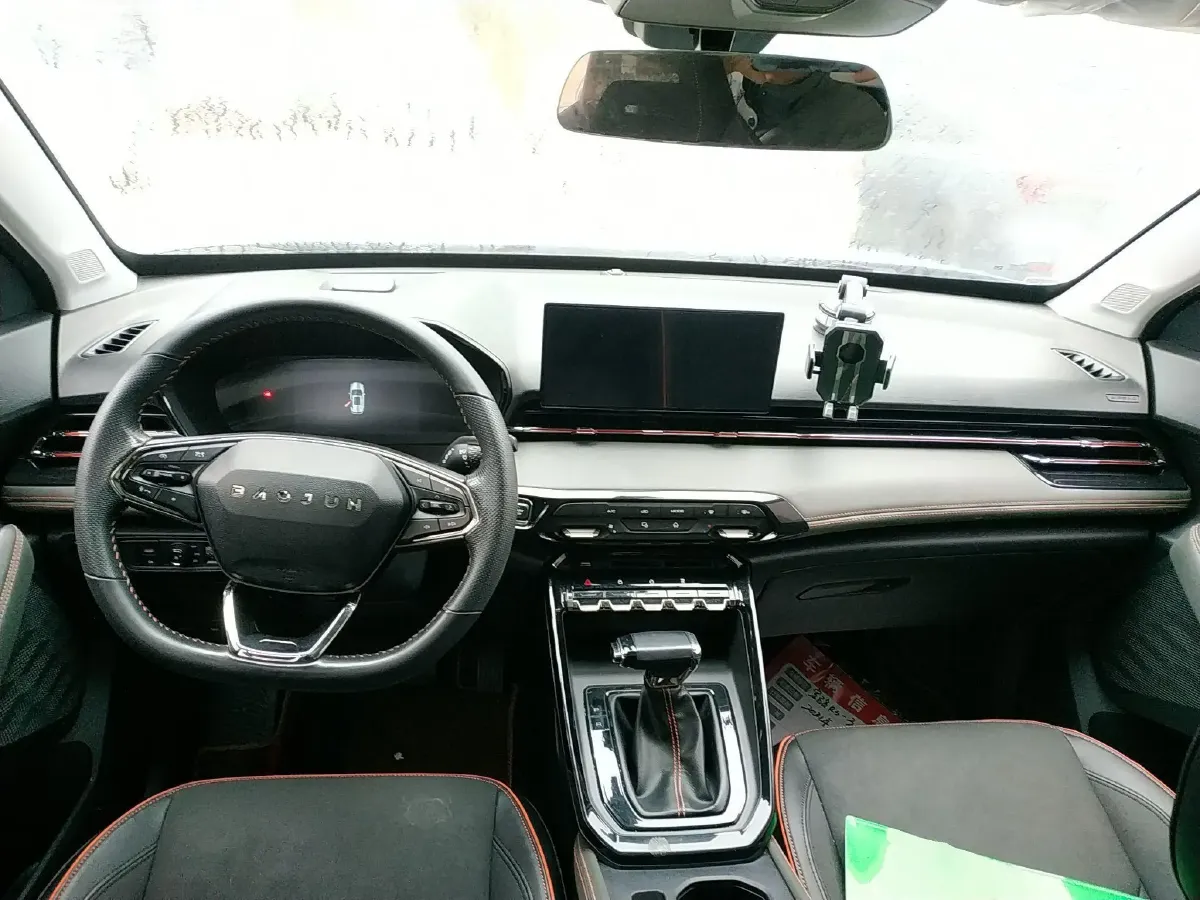 2020 BaoJun RS-3 1.5L 99HP L4 CVT,autocango,china used car exporter,china ev exporter,chinese used car exporter,chinese used ev exporter