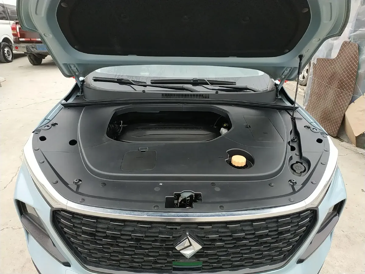 2020 BaoJun RS-3 1.5L 99HP L4 CVT,autocango,china used car exporter,china ev exporter,chinese used car exporter,chinese used ev exporter