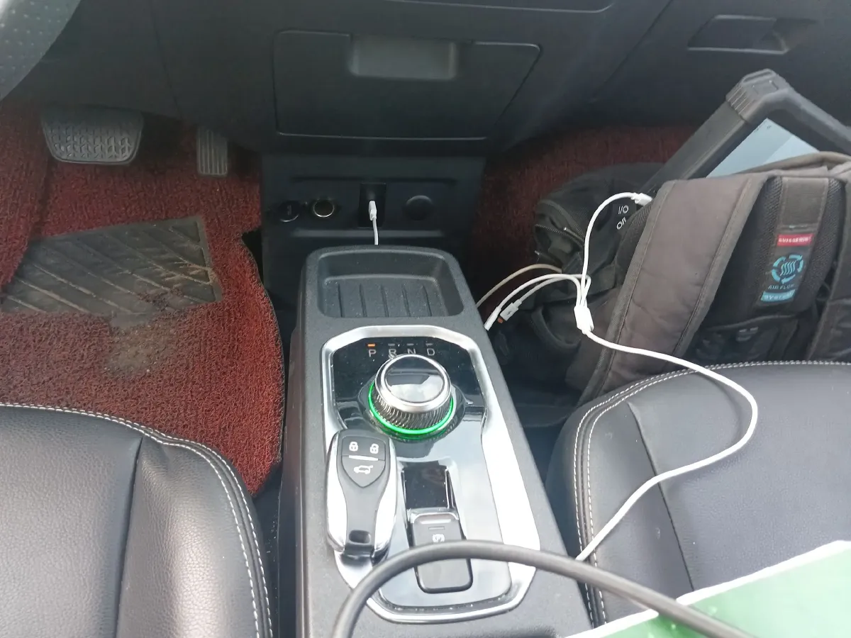 2022 DaYun YueHu BEV 31.7KWH,autocango,china used car exporter,china ev exporter,chinese used car exporter,chinese used ev exporter