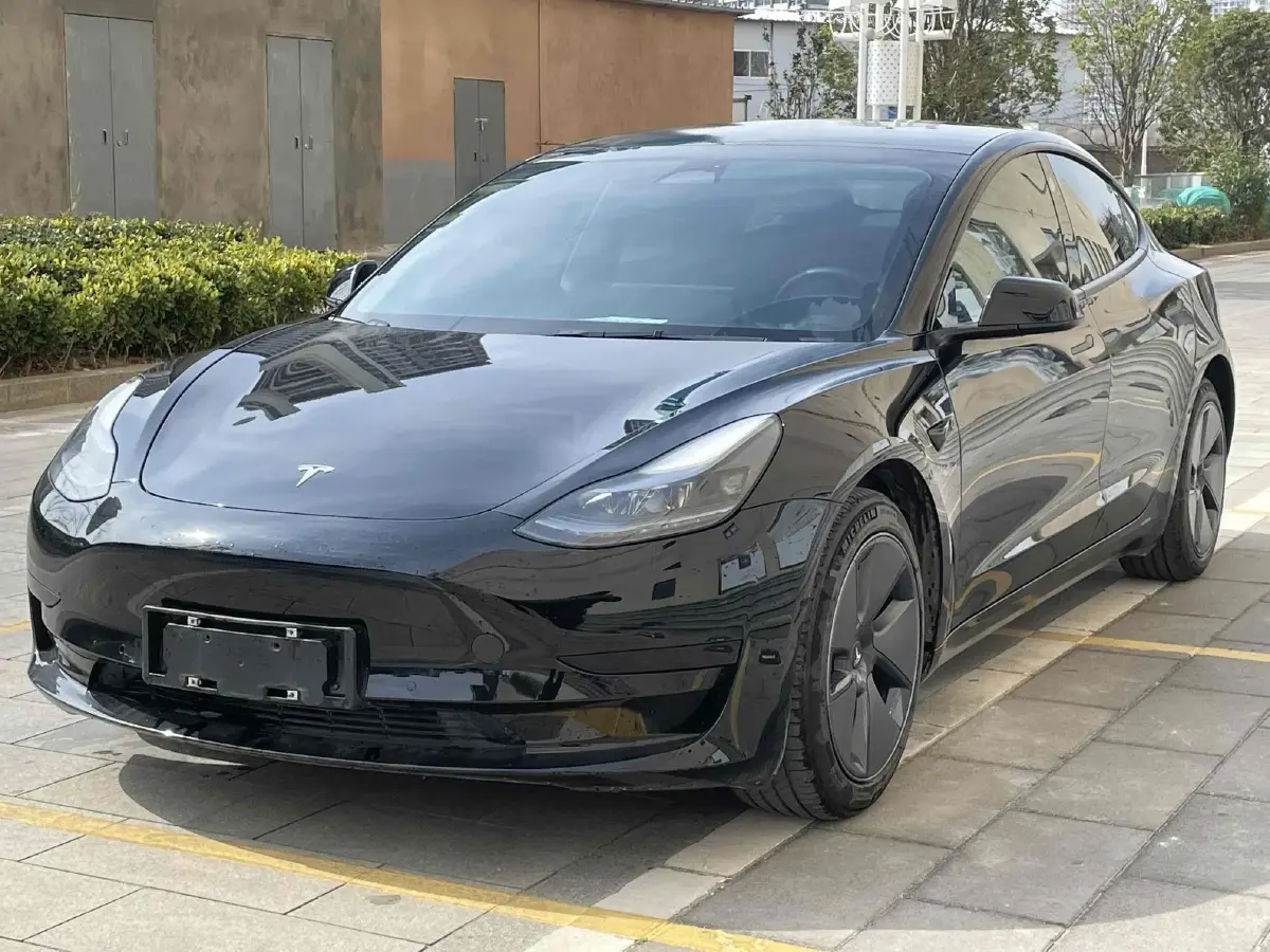 2022 Tesla Model 3 BEV 60KWH