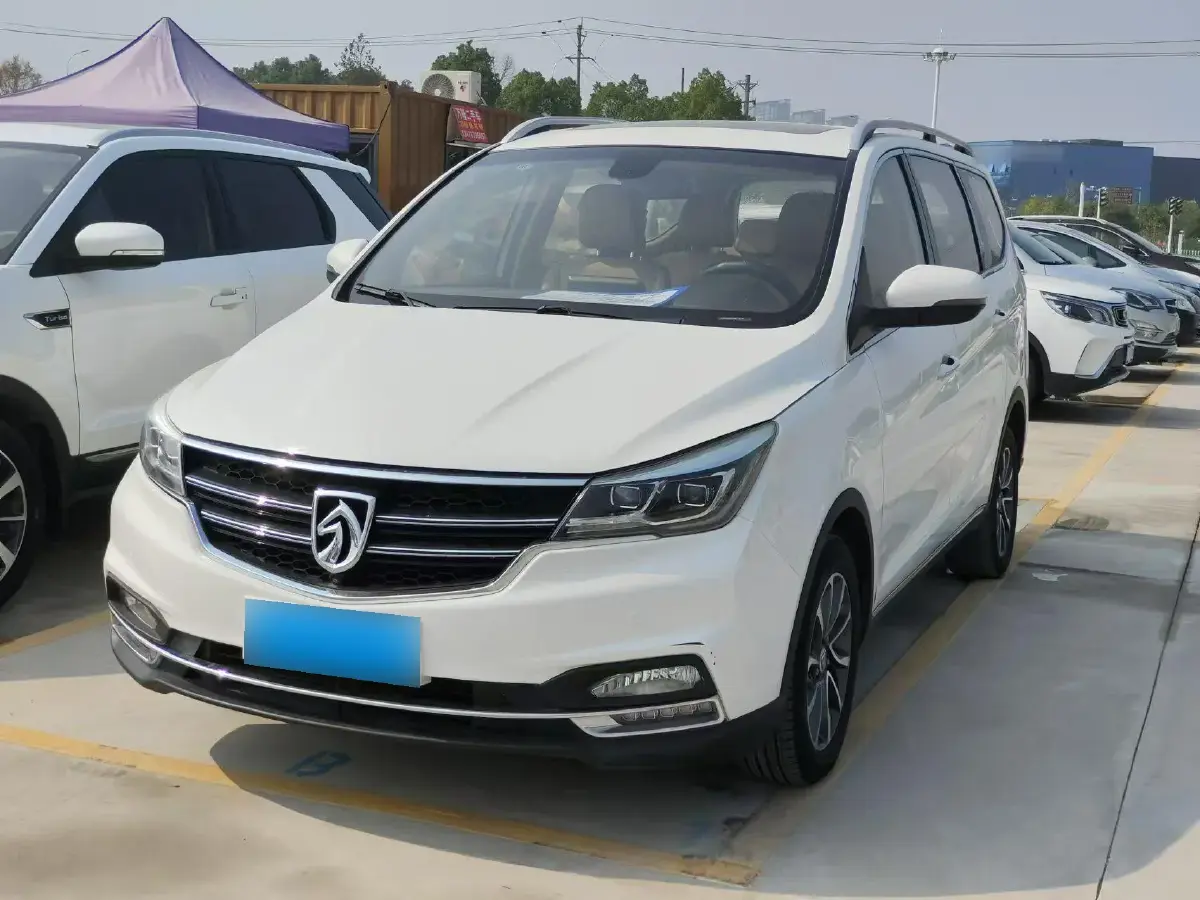 2017 BaoJun 730 1.8L 137HP L4 5AMT