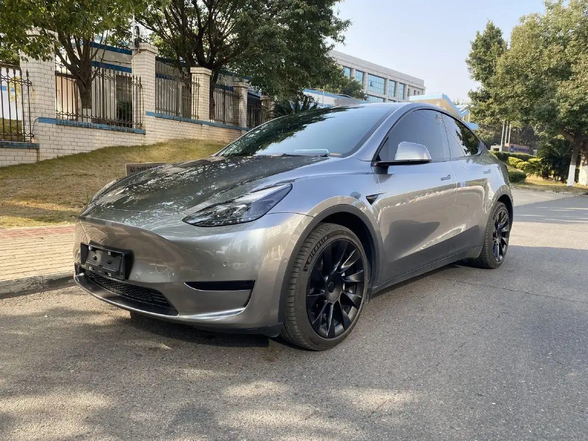 2022 Tesla Model Y BEV 60KWH