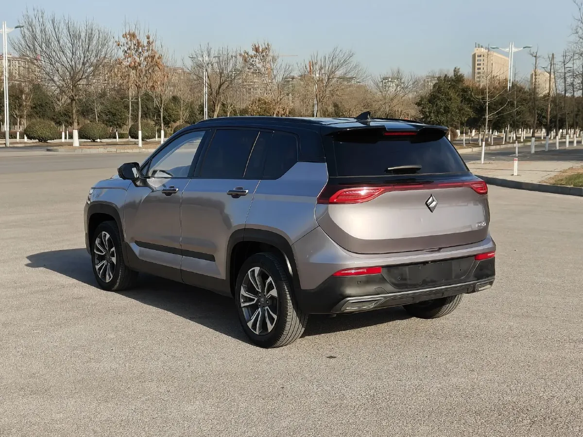 2019 BaoJun RS-5 1.5T 147HP L4 CVT,autocango,china used car exporter,china ev exporter,chinese used car exporter,chinese used ev exporter