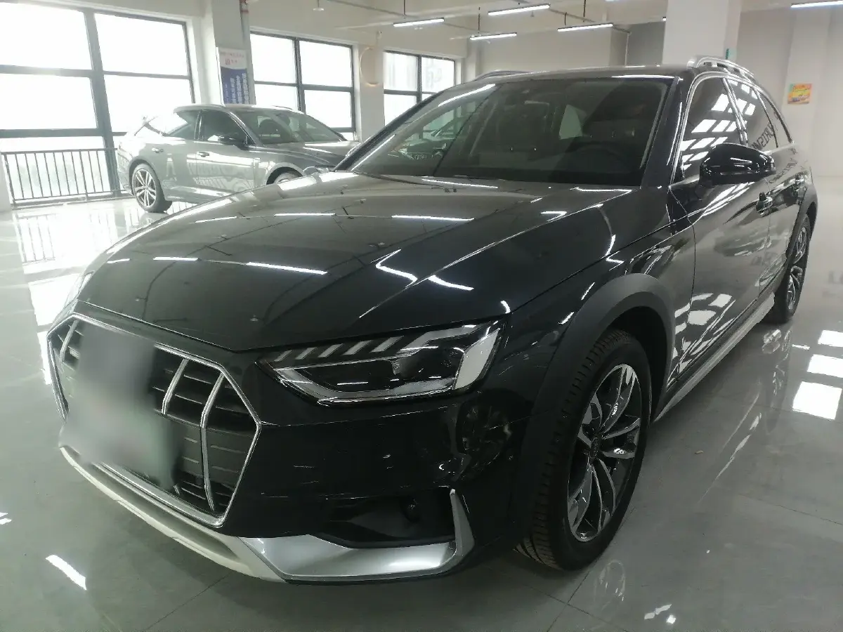 2023 Audi A4 2.0T 265HP L4 7DCT
