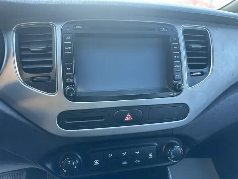 2013 Kia Carens 2.0L 152HP L4 6AT,autocango,china used car exporter,china ev exporter,chinese used car exporter,chinese used ev exporter