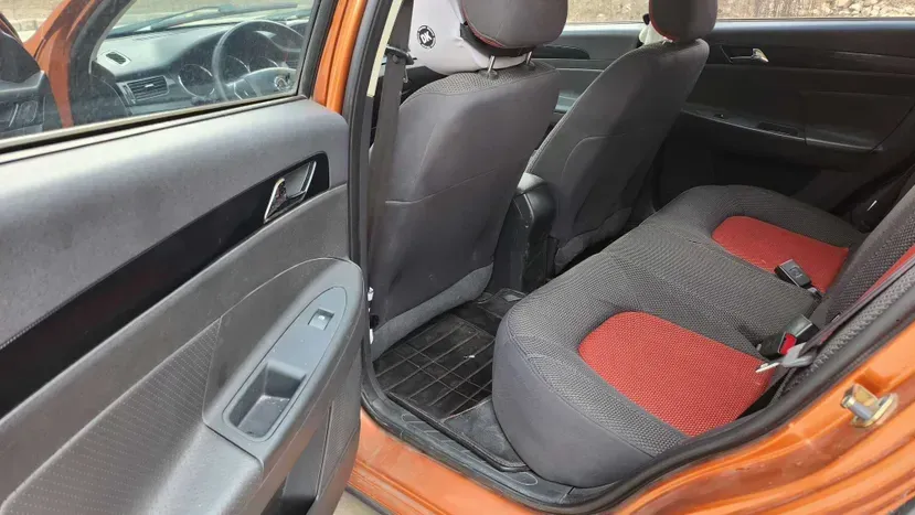 2014 DongFeng Aeolus H30 1.5L 116HP L4 4AT,autocango,china used car exporter,china ev exporter,chinese used car exporter,chinese used ev exporter