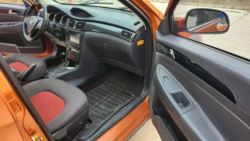 2014 DongFeng Aeolus H30 1.5L 116HP L4 4AT,autocango,china used car exporter,china ev exporter,chinese used car exporter,chinese used ev exporter