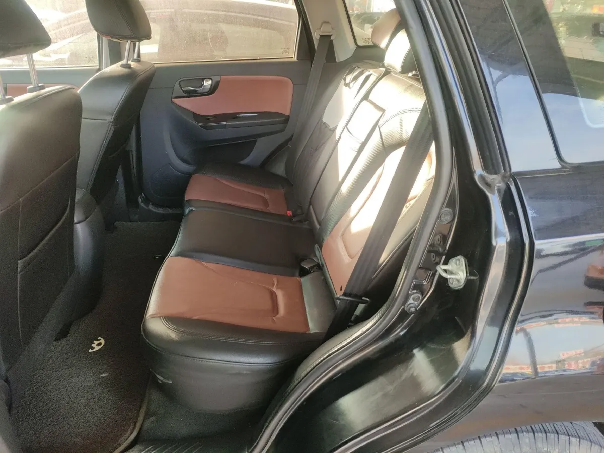 2013 HaiMa S7 2.0L 150HP L4 5AT,autocango,china used car exporter,china ev exporter,chinese used car exporter,chinese used ev exporter