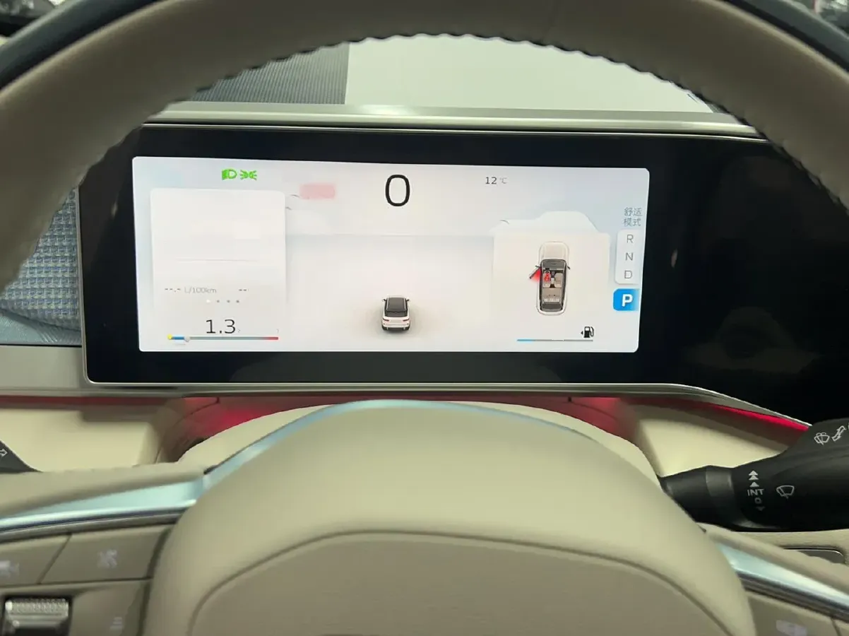 2025 Geely ICON 1.5T 181HP L4 7DCT,autocango,china used car exporter,china ev exporter,chinese used car exporter,chinese used ev exporter