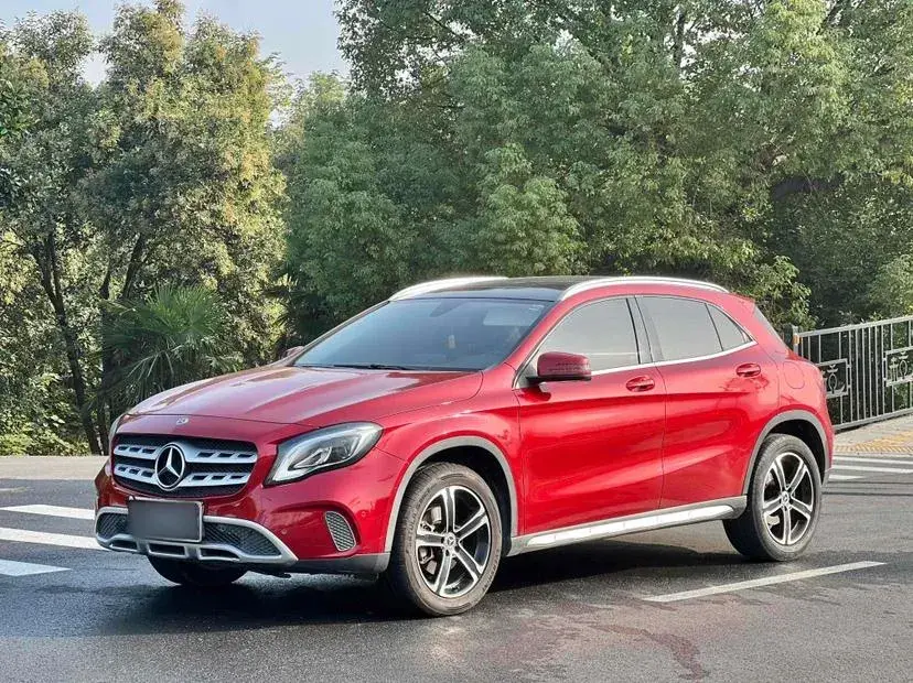2018 Mercedes-Benz GLA Class 1.6T 156HP L4 7DCT