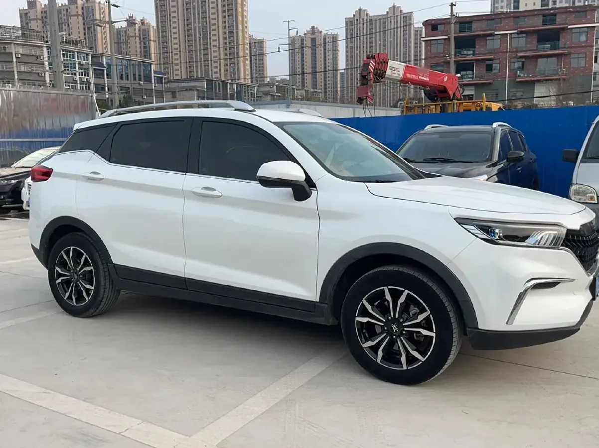 2019 Dorcen G60 1.5T 163HP L4 5MT,autocango,china used car exporter,china ev exporter,chinese used car exporter,chinese used ev exporter