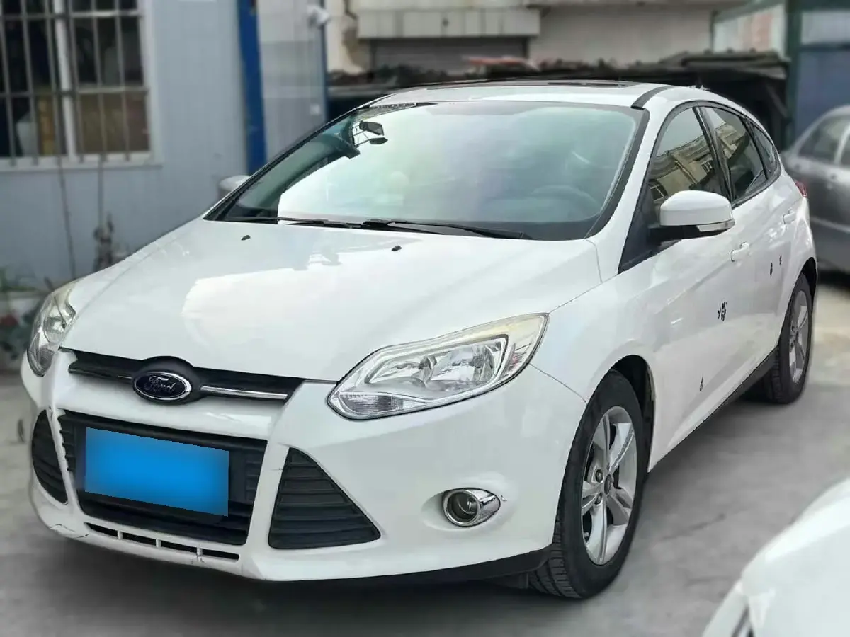 2012 Ford Focus 1.6L 125HP L4 6DCT