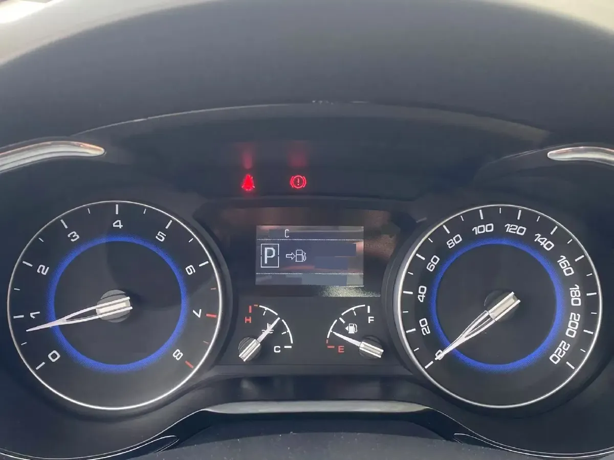 2016 ChangAn Alsvin V7 1.6L 124HP L4 4AT,autocango,china used car exporter,china ev exporter,chinese used car exporter,chinese used ev exporter