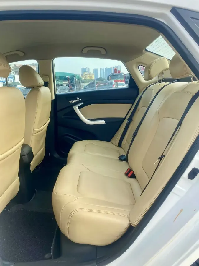 2016 ChangAn Alsvin V7 1.6L 124HP L4 4AT,autocango,china used car exporter,china ev exporter,chinese used car exporter,chinese used ev exporter