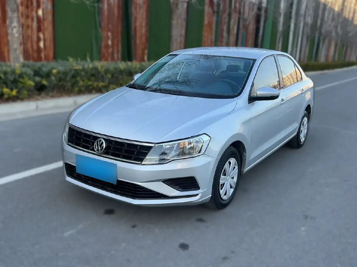 2017 Volkswagen Jetta 1.5L 110HP L4 5MT