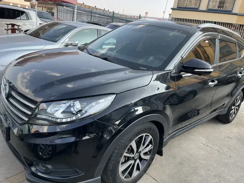 2017 DongFeng Fengon Fengon 580 1.5T 150HP L4 6MT