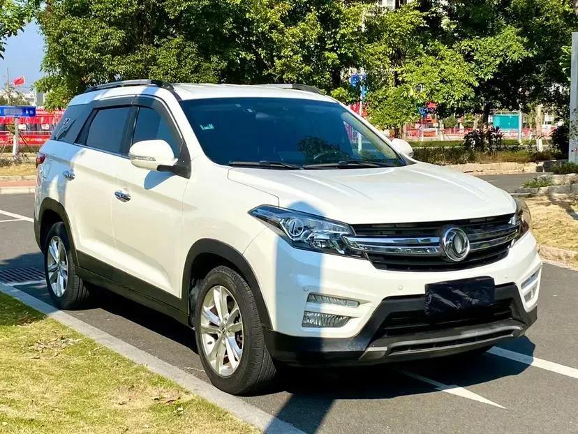 2018 DongFeng Fengon Fengon S560 1.8L 139HP L4 CVT,autocango,china used car exporter,china ev exporter,chinese used car exporter,chinese used ev exporter