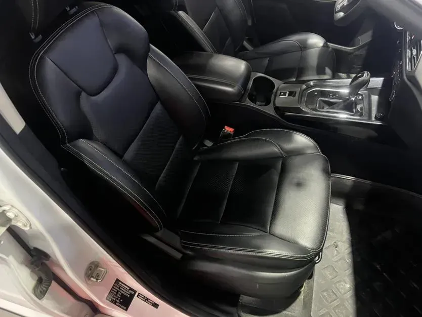 2018 DongFeng Fengon Fengon S560 1.8L 139HP L4 CVT,autocango,china used car exporter,china ev exporter,chinese used car exporter,chinese used ev exporter