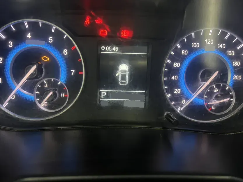 2018 DongFeng Fengon Fengon S560 1.8L 139HP L4 CVT,autocango,china used car exporter,china ev exporter,chinese used car exporter,chinese used ev exporter