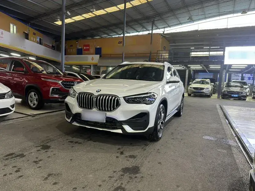 2021 BMW X1 2.0T 192HP L4 7DCT