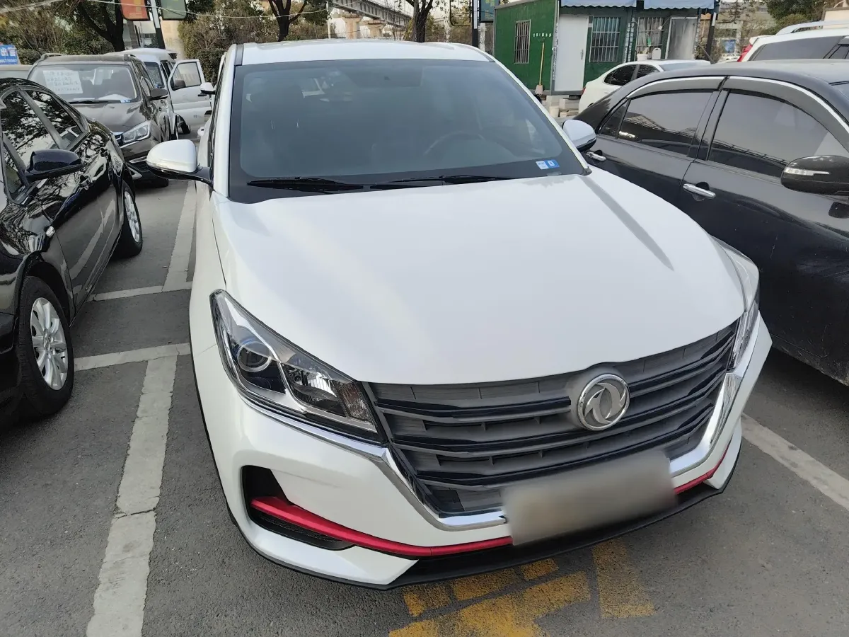 2021 DongFeng Fengon Fengon 500 1.5L 116HP L4 CVT,autocango,china used car exporter,china ev exporter,chinese used car exporter,chinese used ev exporter