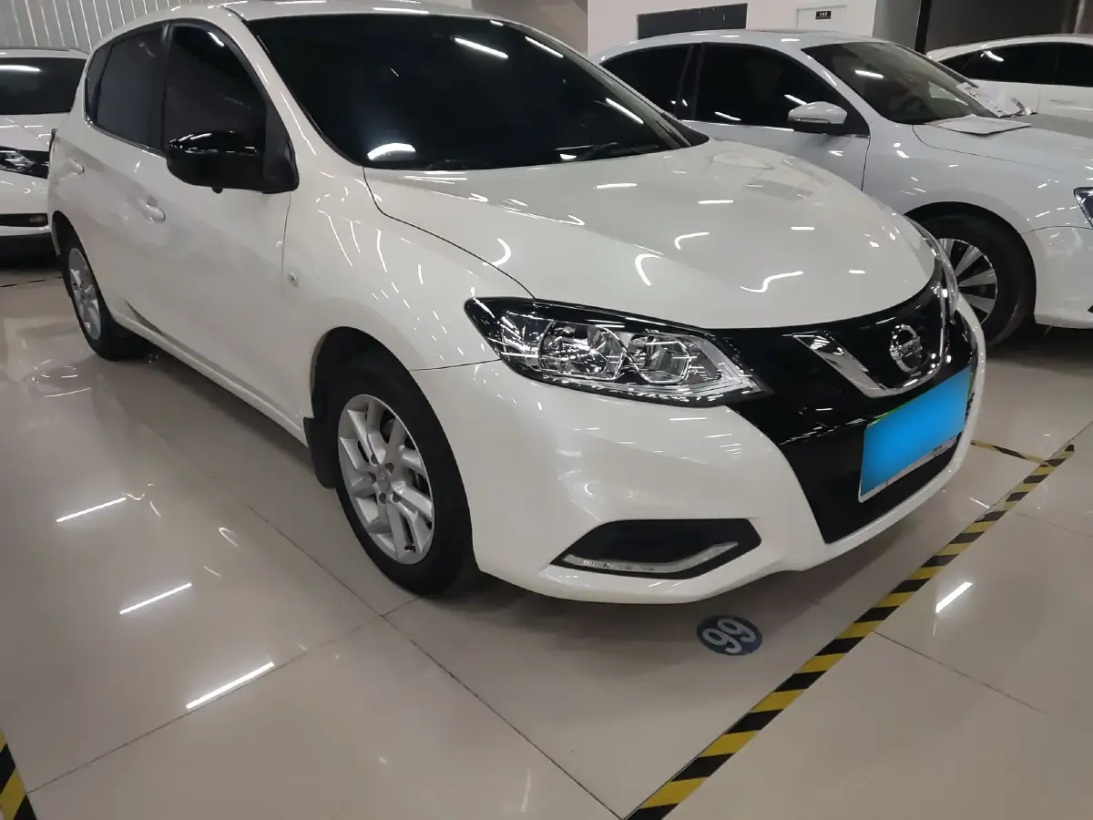 2021 Nissan Tiida 1.6L 122HP L4 CVT