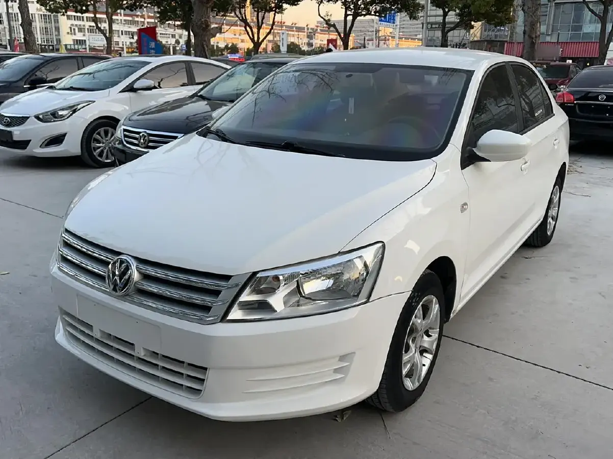 2015 Volkswagen Santana 1.4L 90HP L4 5MT