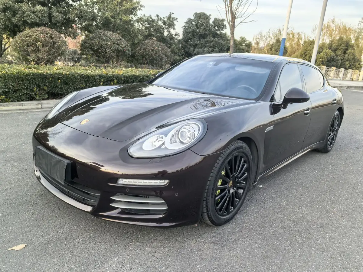 2014 Porsche Panamera 3.0T 320HP V6 7DCT