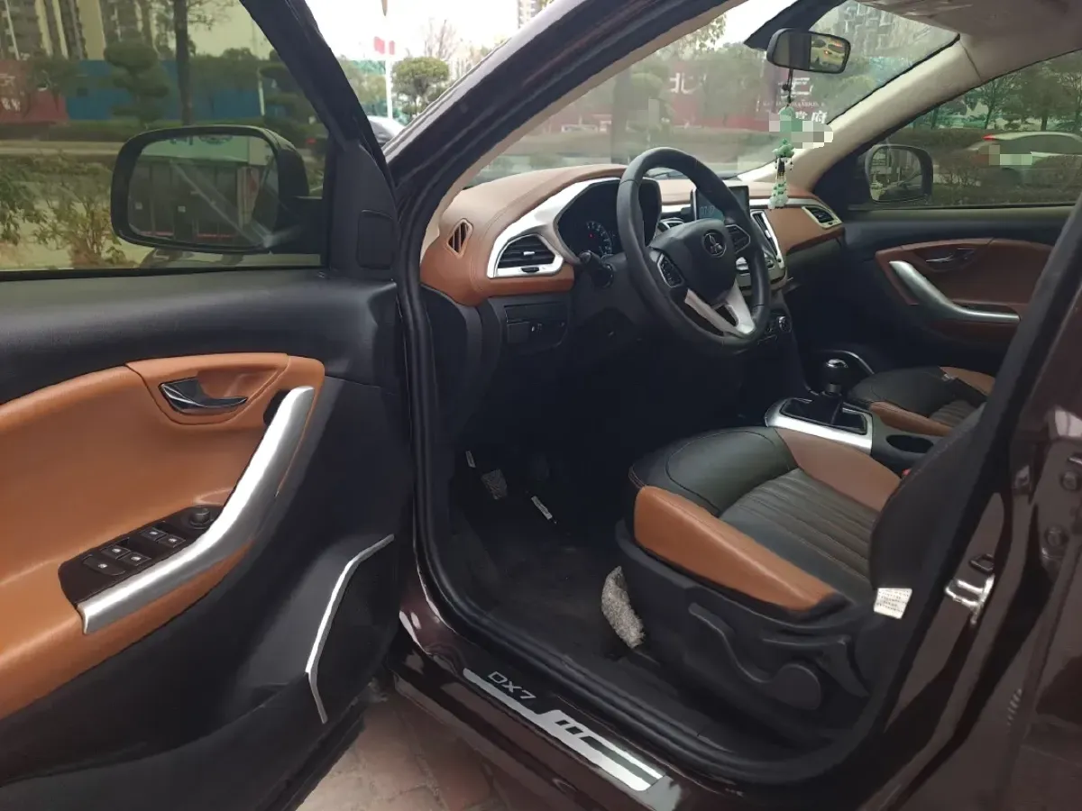 2018 Soueast DX7 1.5T 156HP L4 6MT,autocango,china used car exporter,china ev exporter,chinese used car exporter,chinese used ev exporter