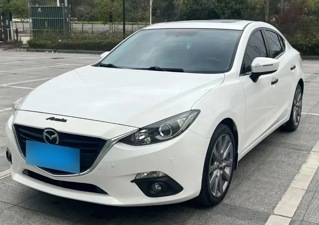 2014 Mazda 3 Axela 2.0L 158HP L4 6AT