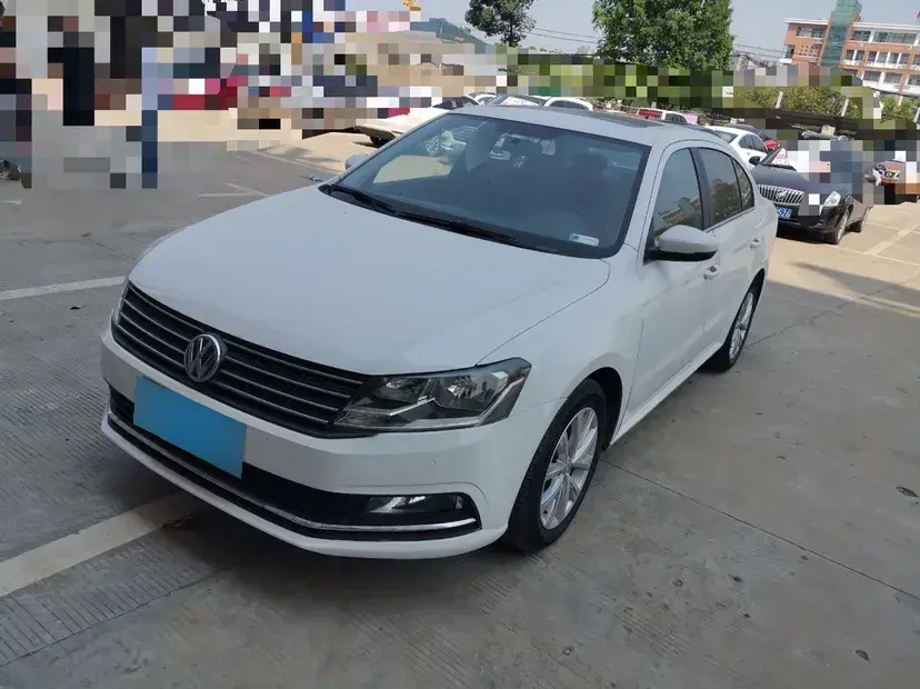 2015 Volkswagen Lavida 1.6L 110HP L4 6AT