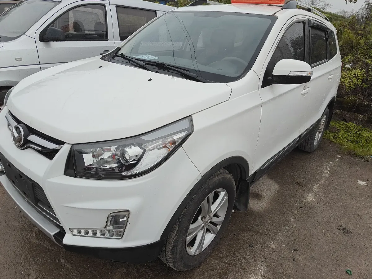 2014 BAIC Hyosow S3 1.5L 113HP L4 5MT,autocango,china used car exporter,china ev exporter,chinese used car exporter,chinese used ev exporter