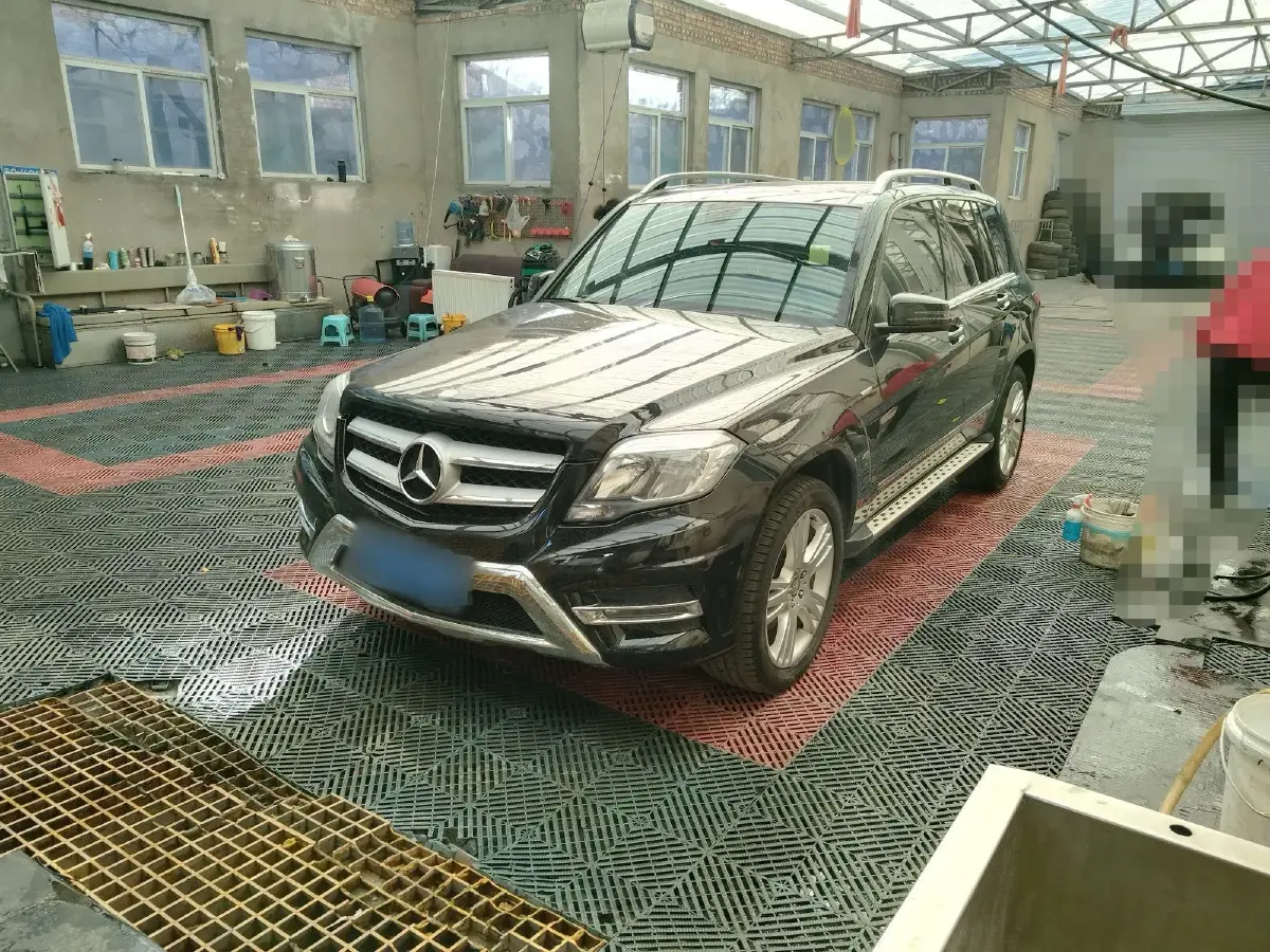 2015 Mercedes-Benz GLK Class 2.0T 211HP L4 7AT