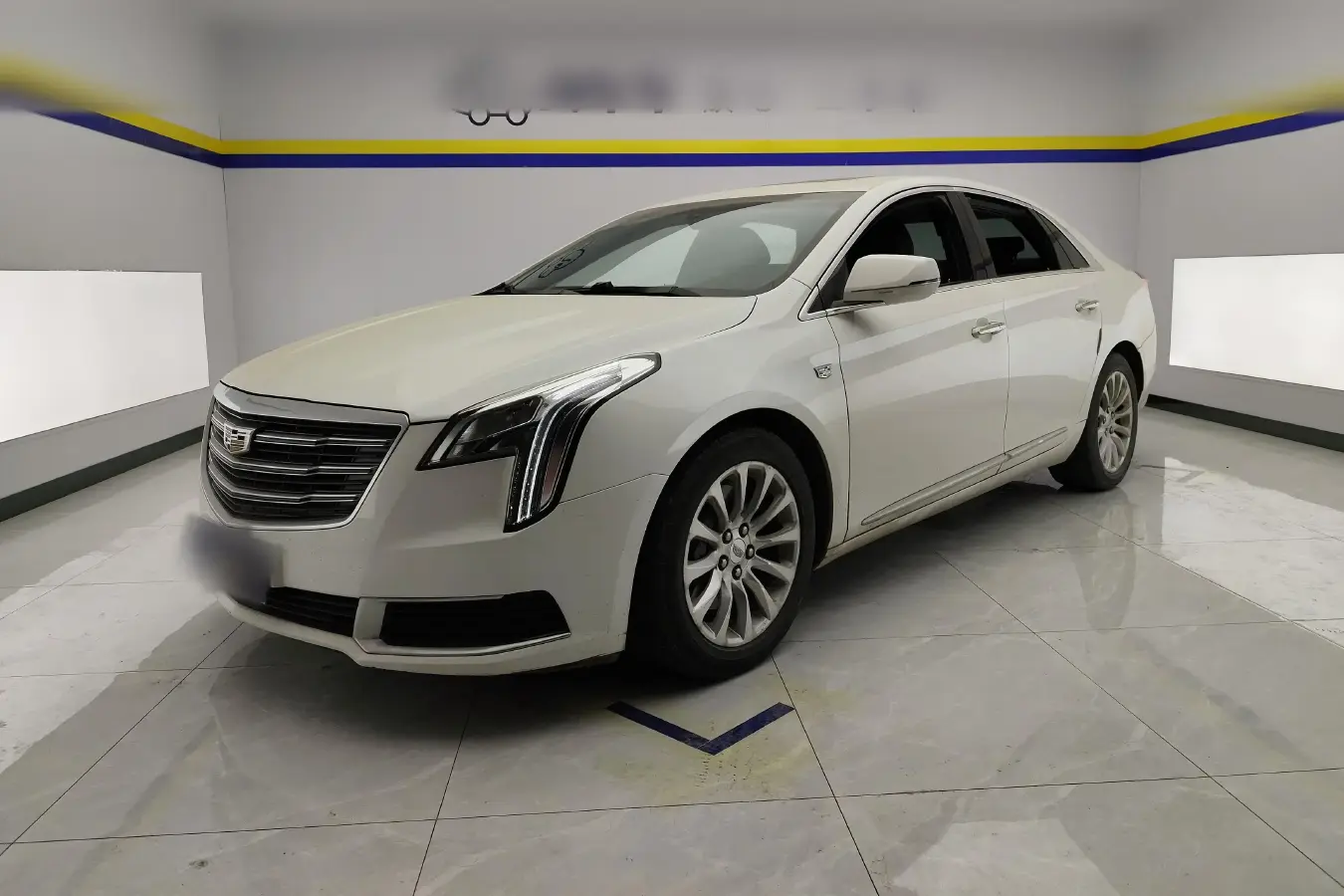 2018 Cadillac XTS 2.0T 269HP L4 6AT