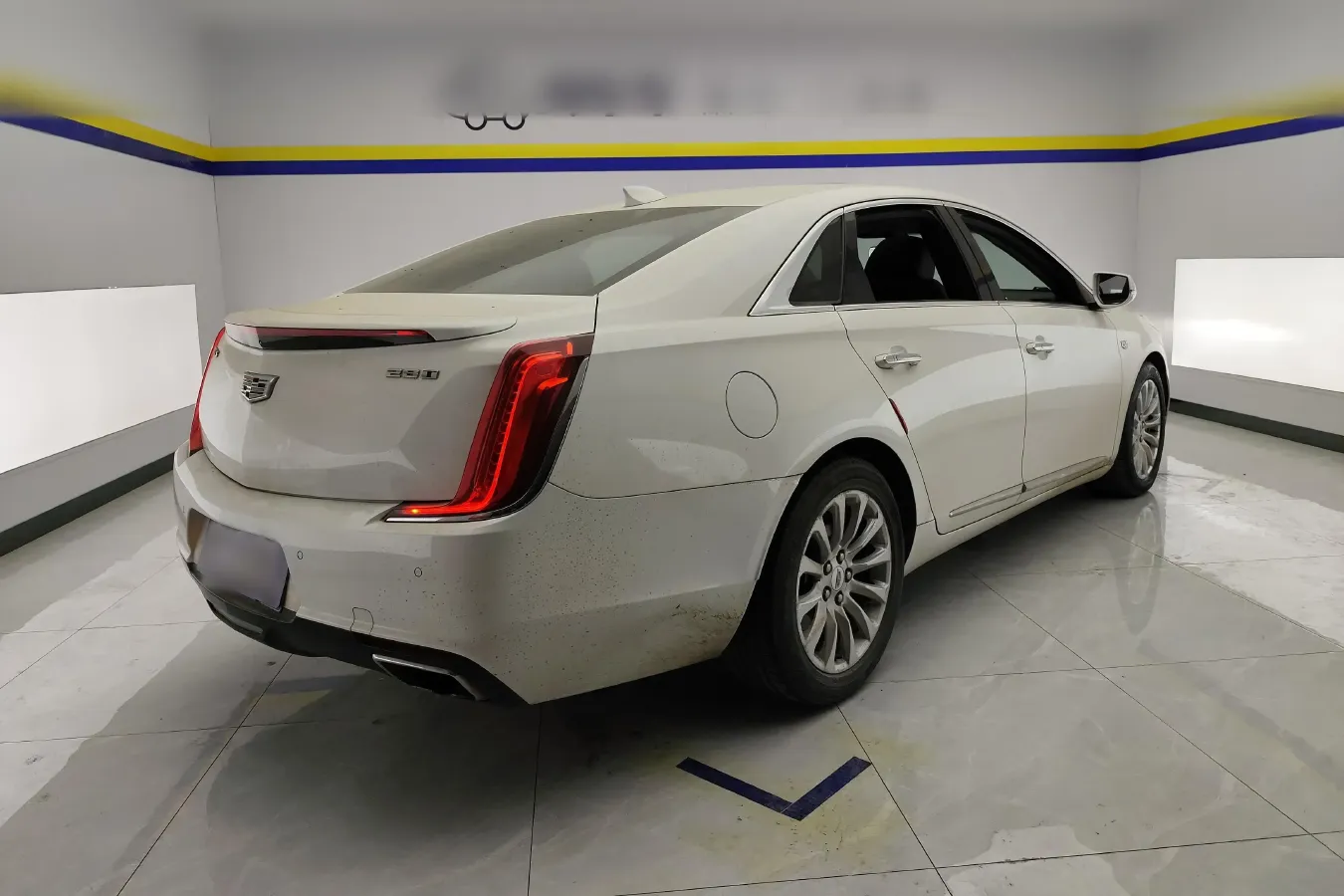 2018 Cadillac XTS 2.0T 269HP L4 6AT,autocango,china used car exporter,china ev exporter,chinese used car exporter,chinese used ev exporter
