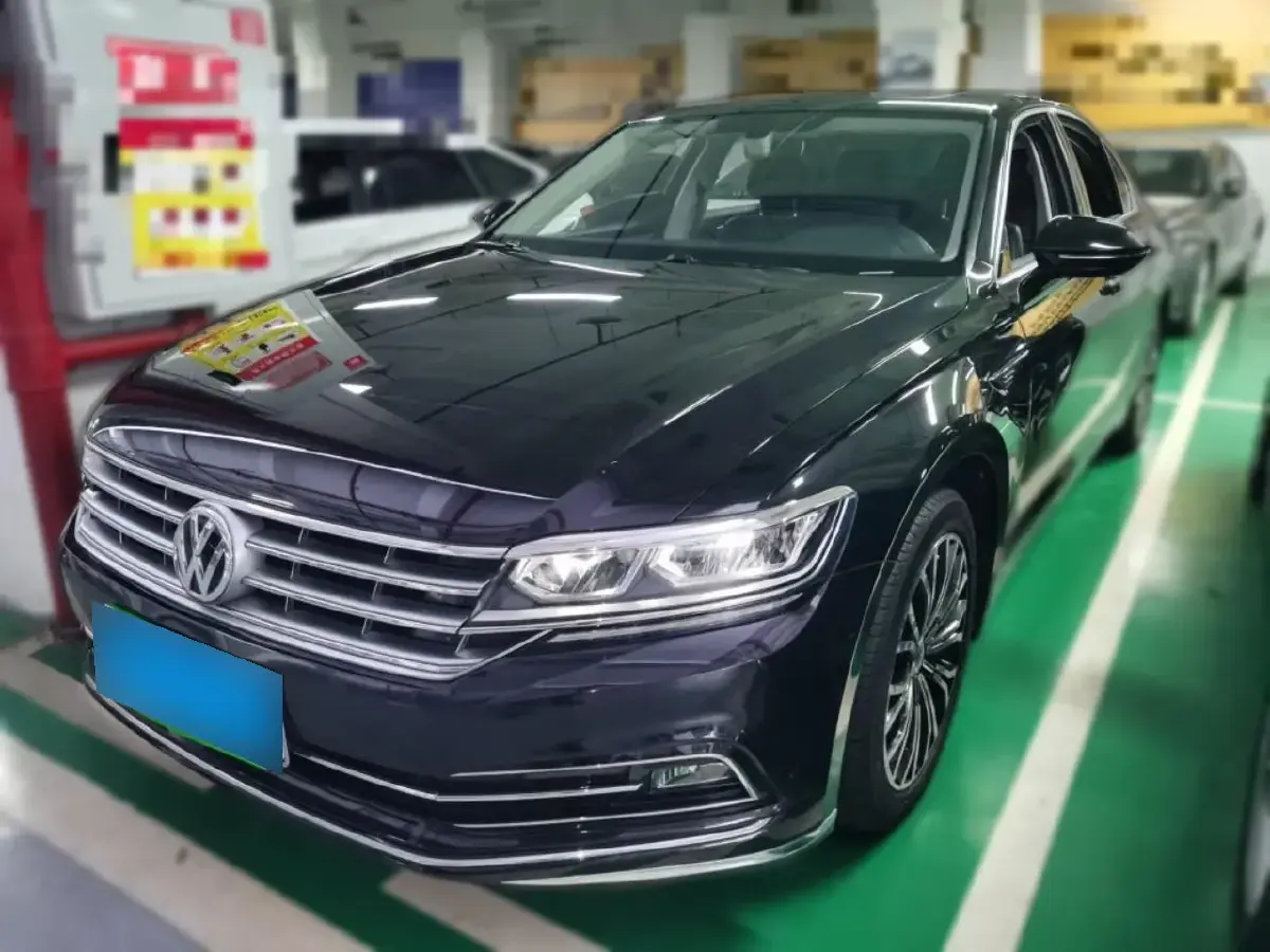 2019 Volkswagen Phideon 2.0T 224HP L4 7DCT