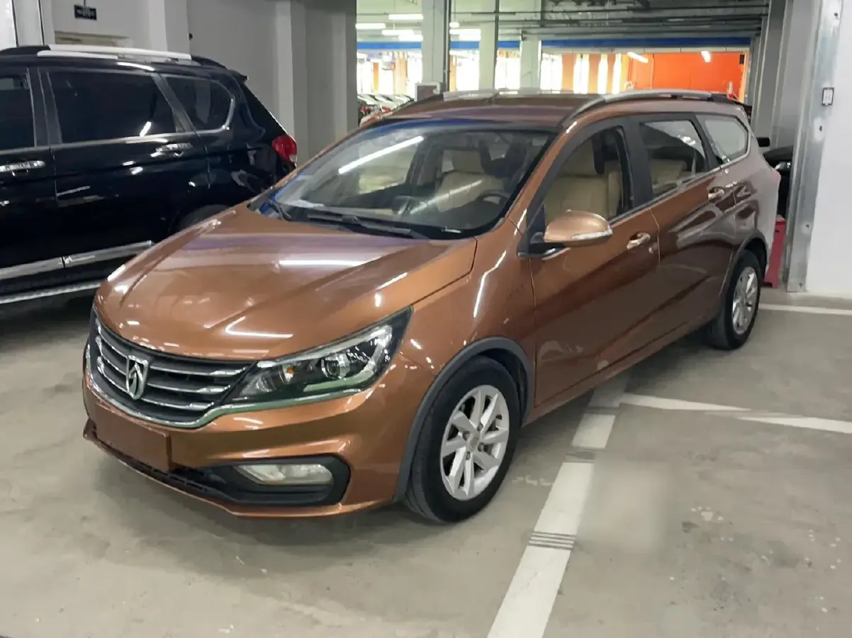 2017 BaoJun 310W 1.5L 112HP L4 6MT