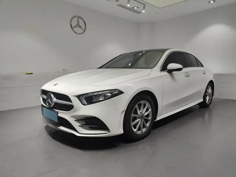 2020 Mercedes-Benz A Class 1.3T 163HP L4 7DCT