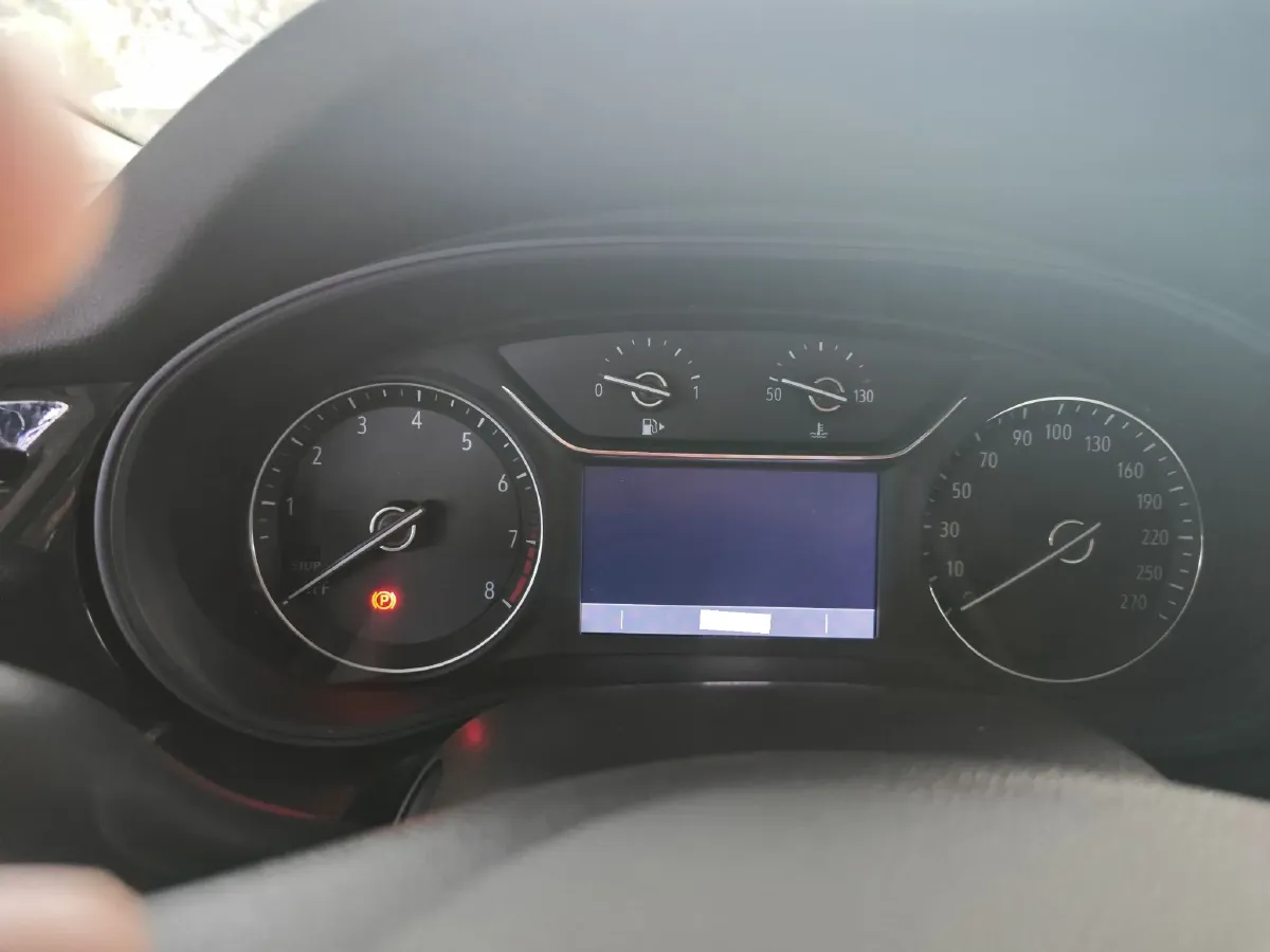 2021 Buick Regal 1.5T 169HP L4 9AT,autocango,china used car exporter,china ev exporter,chinese used car exporter,chinese used ev exporter