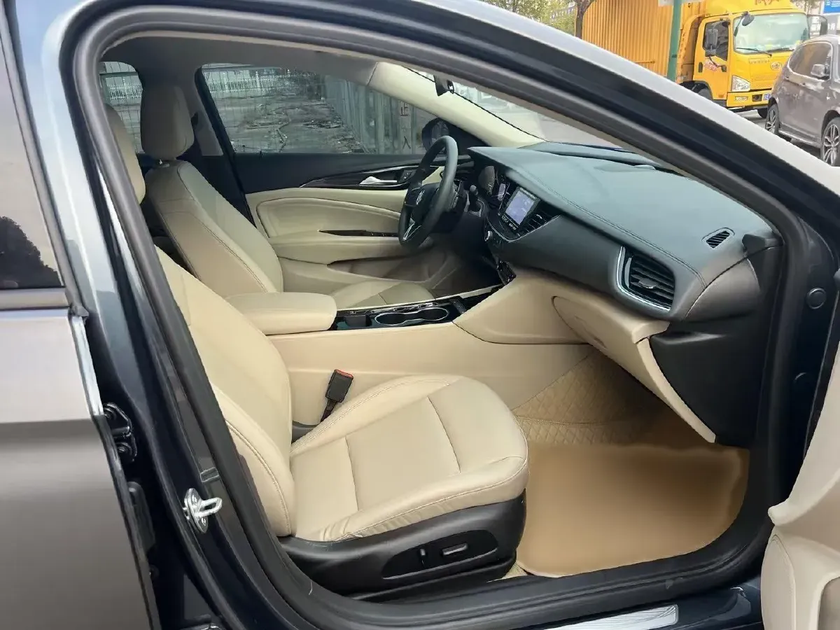 2021 Buick Regal 1.5T 169HP L4 9AT,autocango,china used car exporter,china ev exporter,chinese used car exporter,chinese used ev exporter