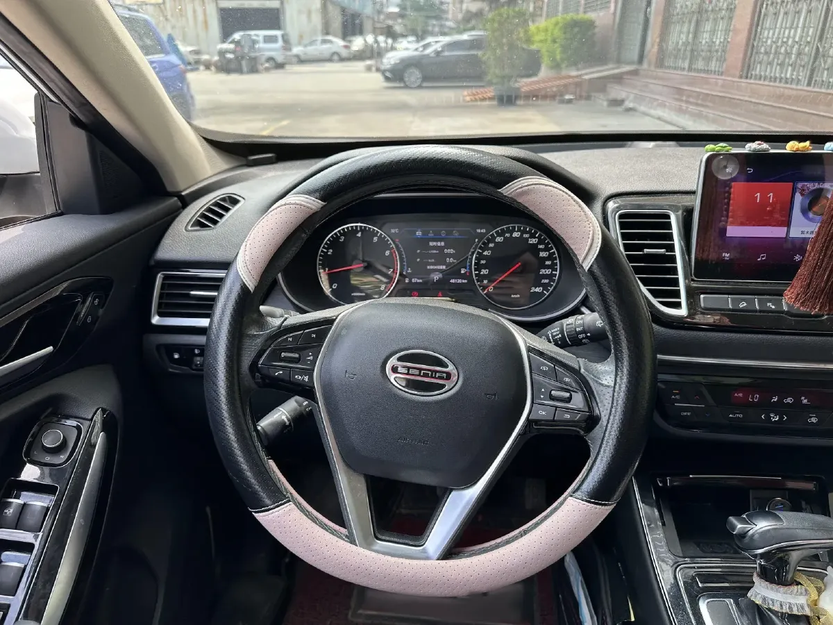 2018 FAW Senia R9 1.2T 143HP L4 7DCT,autocango,china used car exporter,china ev exporter,chinese used car exporter,chinese used ev exporter