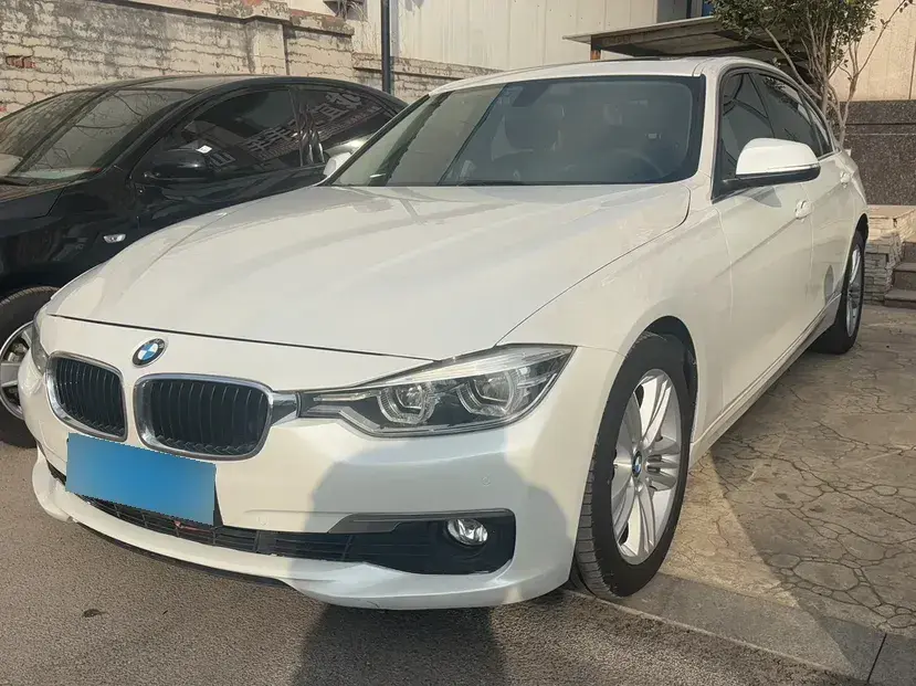 2017 BMW 3 Series 2.0T 184HP L4 8AT