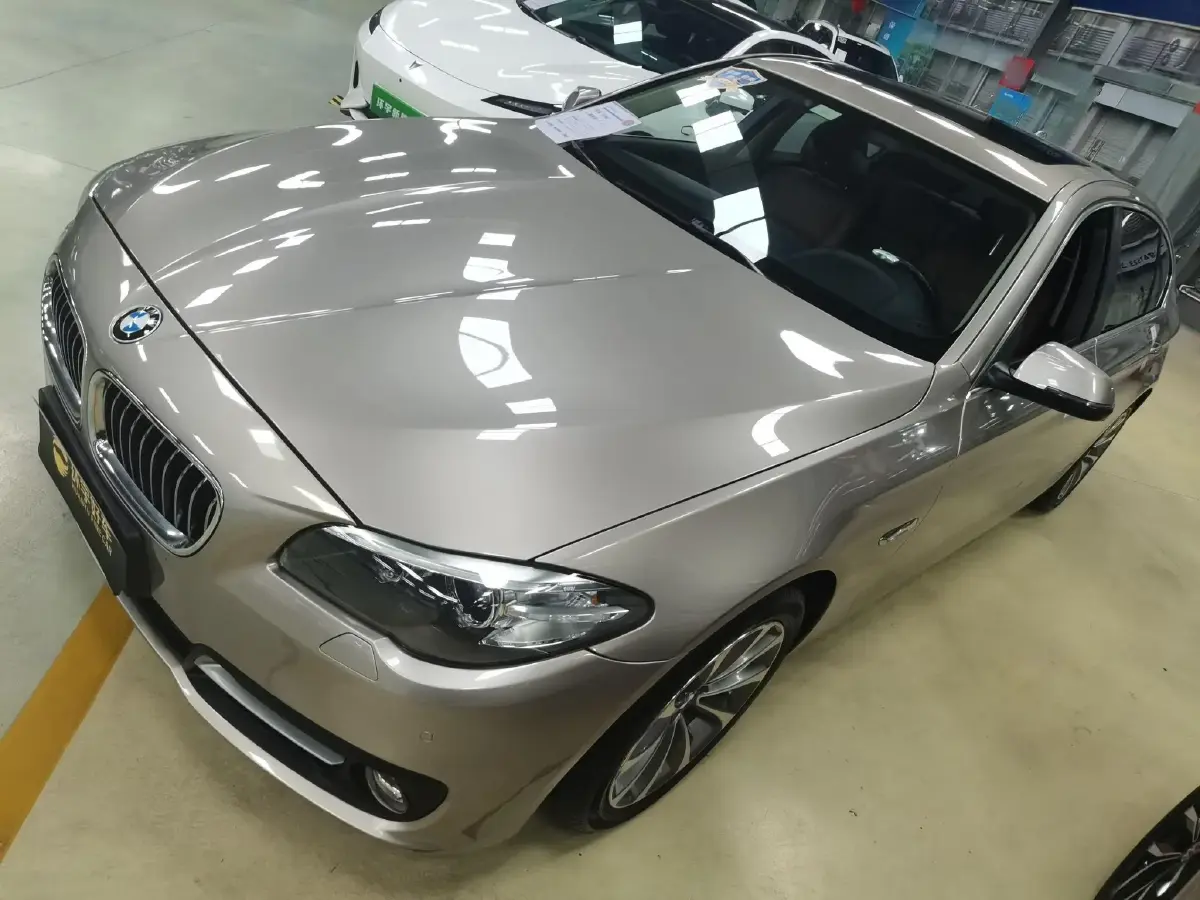 2014 BMW 5 Series 2.0T 245HP L4 8AT