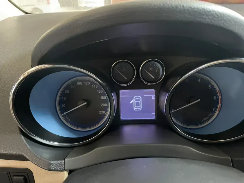 2013 Chery E3 1.5L 109HP L4 5MT,autocango,china used car exporter,china ev exporter,chinese used car exporter,chinese used ev exporter