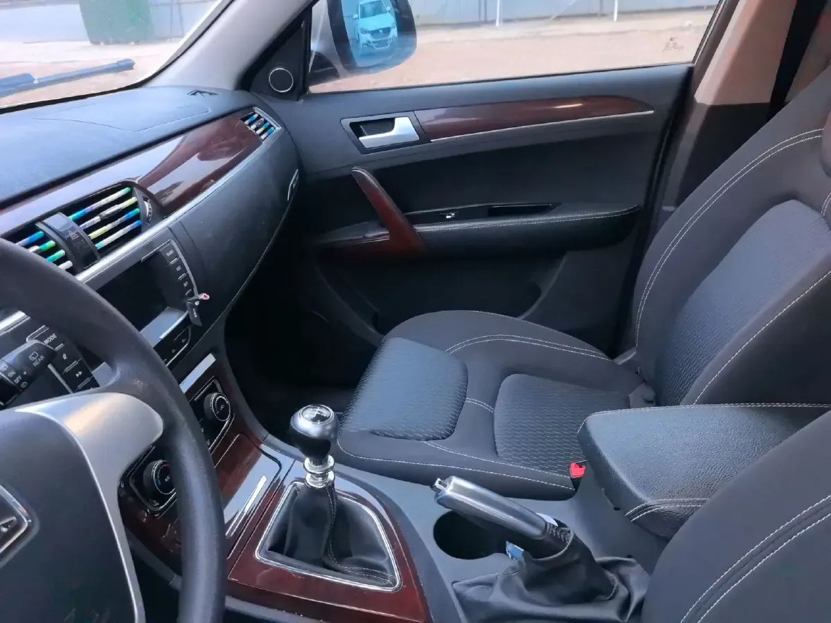 2017 Zotye T600 1.5T 162HP L4 5MT,autocango,china used car exporter,china ev exporter,chinese used car exporter,chinese used ev exporter