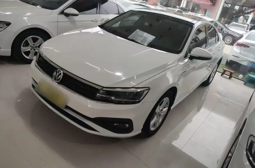 2018 Volkswagen Lamando 1.4T 131HP L4 7DCT