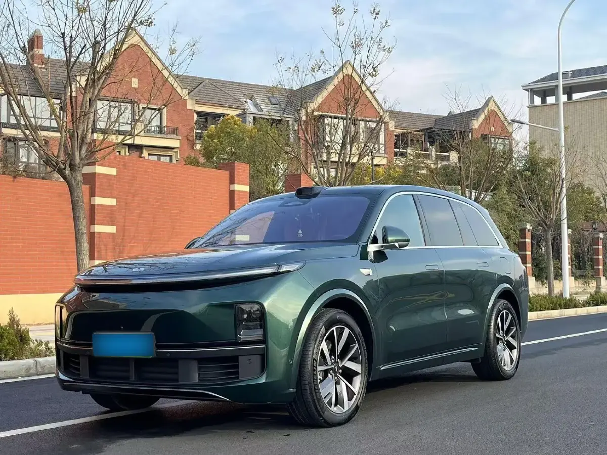 2023 Li L8 Range Extended 154HP REEV 40.9KWH