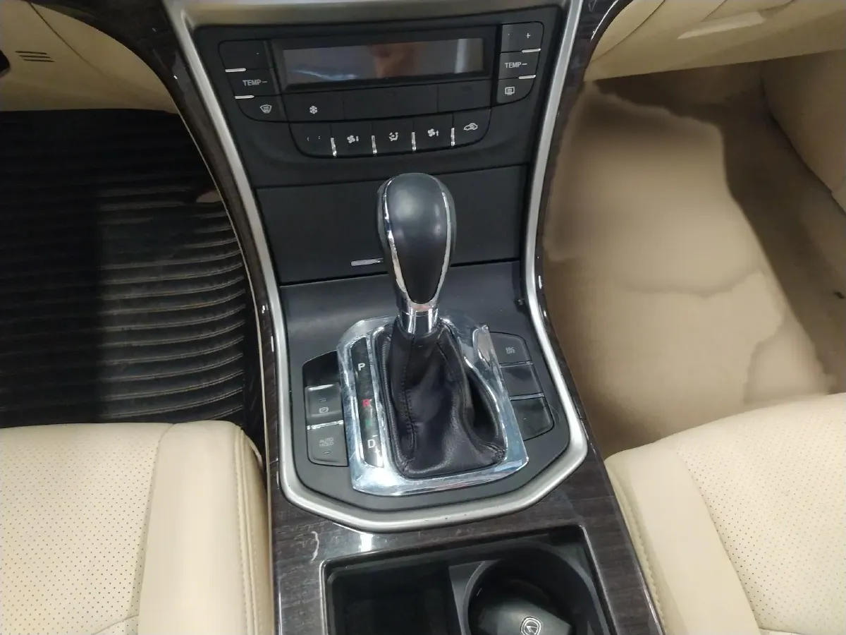 2013 ChangAn Raeton 1.8T 177HP L4 6AT,autocango,china used car exporter,china ev exporter,chinese used car exporter,chinese used ev exporter