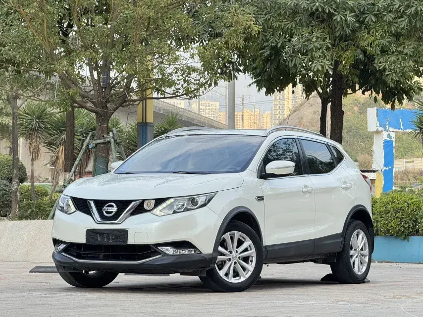 2017 Nissan Qashqai 2.0L 150HP L4 CVT