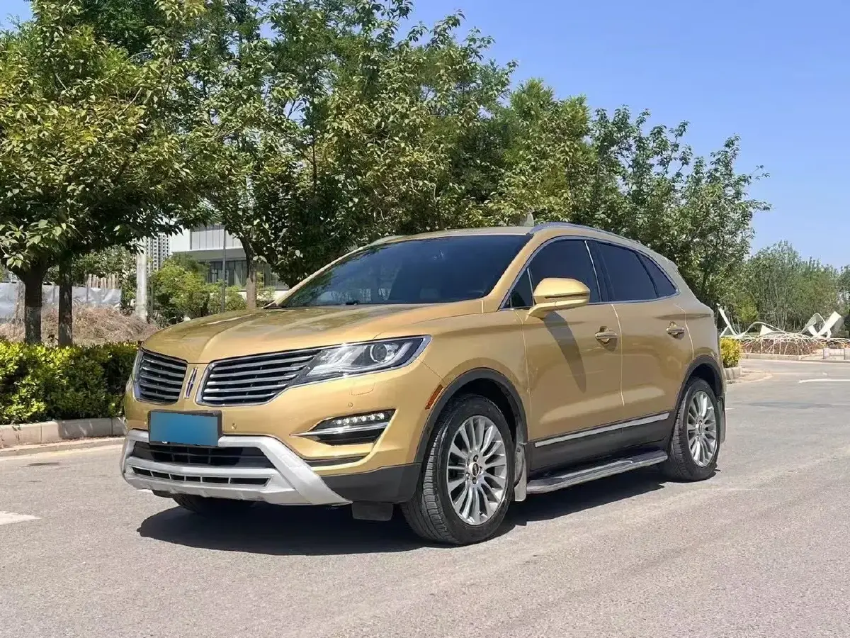 2014 Lincoln MKC 2.0T 203HP L4 6AT